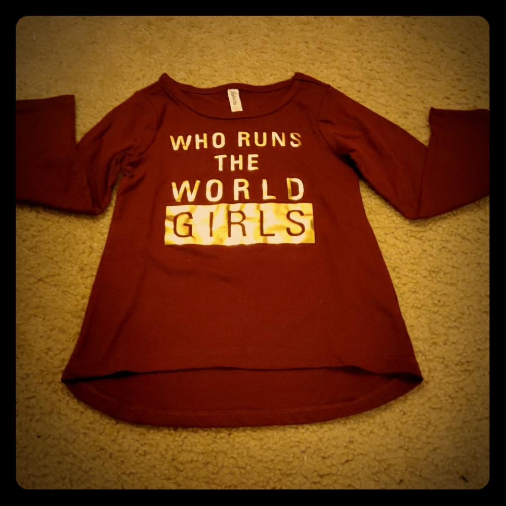 Fabkids burgundy and gold hi lo top